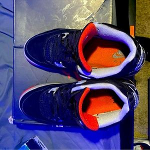 Jordan 4 Bred (2019)